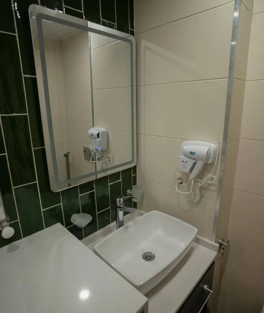 Sunset Studio Apartment Batumi