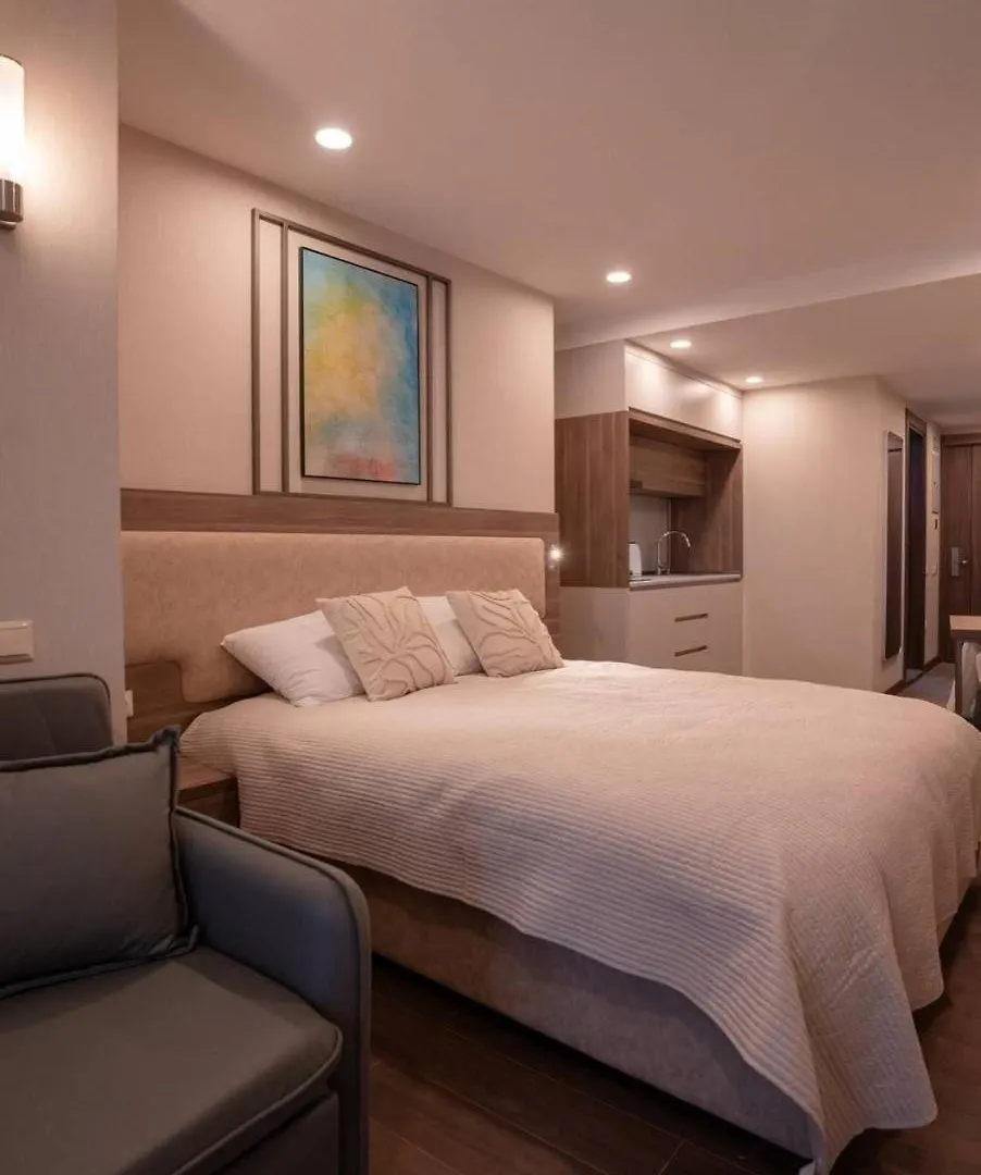 Sunset Studio Apartment Batumi